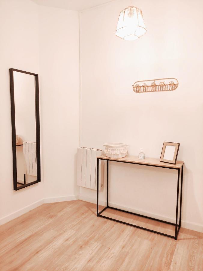 Aeroport Roissy Cdg - Parc Asterix - Parc Des Expositions Apartment Louvres Bagian luar foto